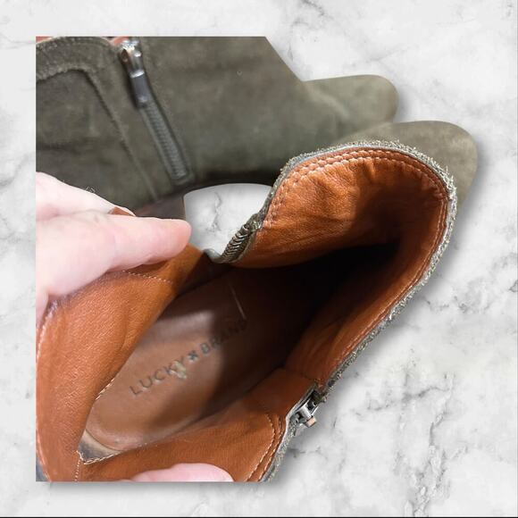 Lucky Brand Women's Suede Booties size 10 Zip up Short Low heel boots - Picture 8 of 9